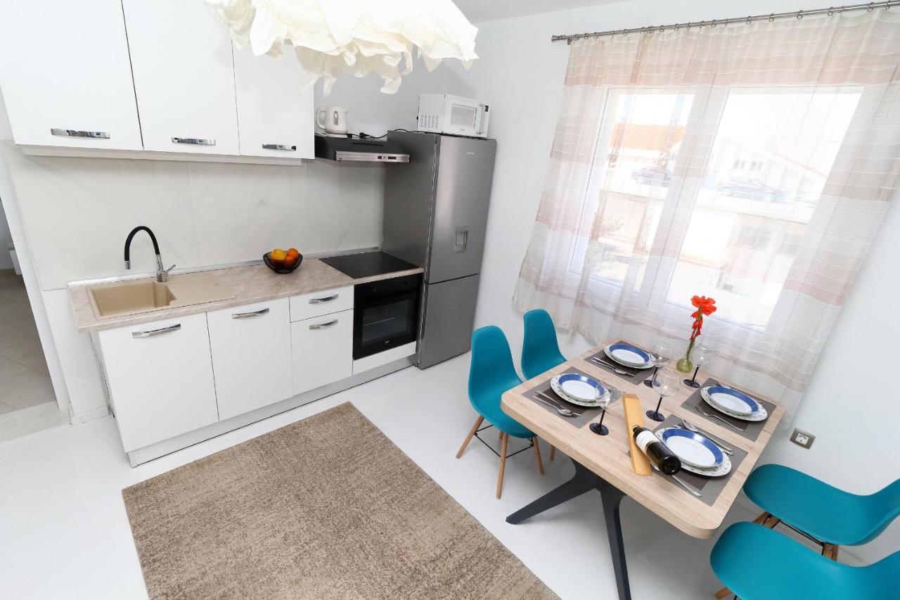 Apartmani Kike Makarska Exteriör bild
