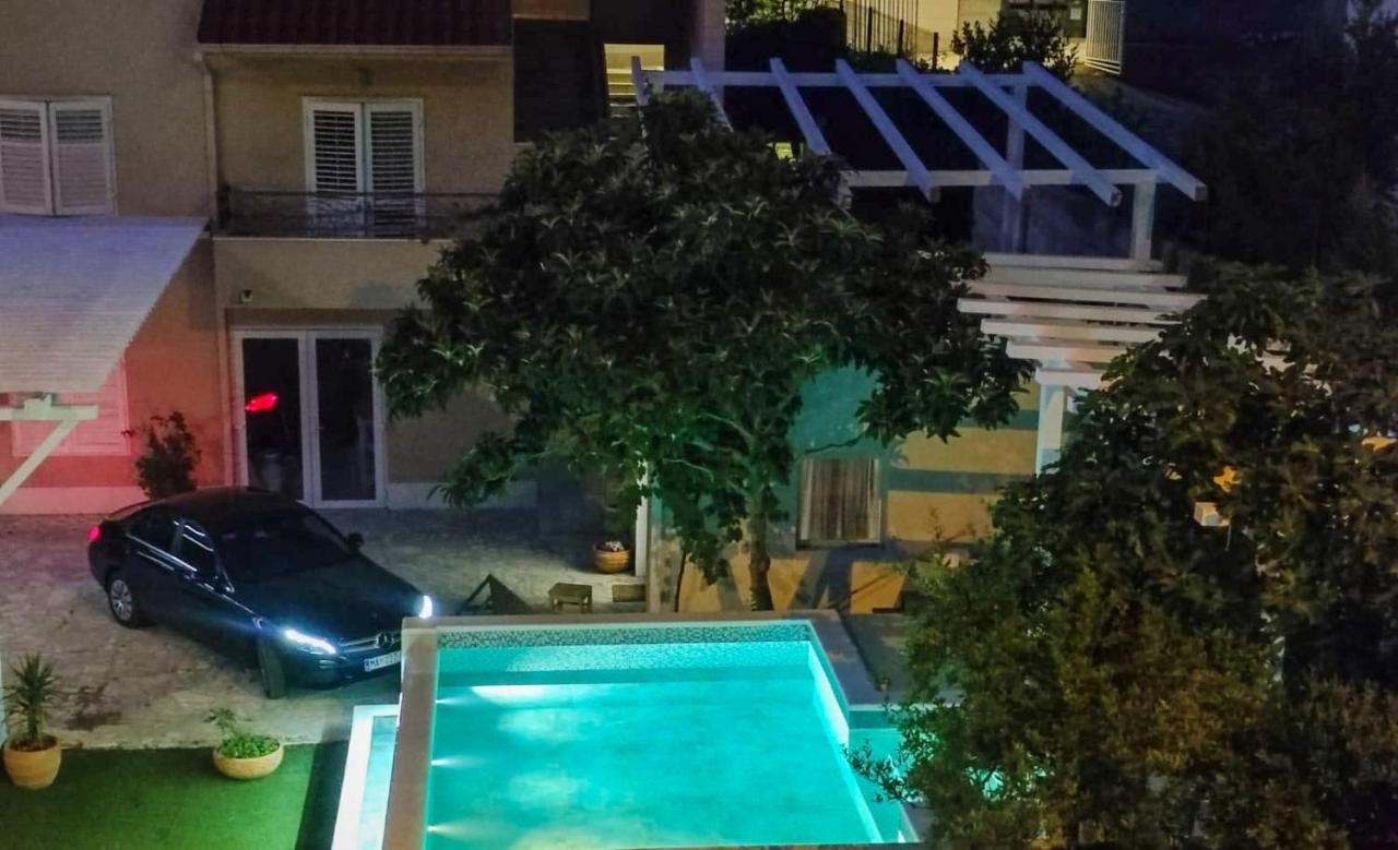 Apartmani Kike Makarska Exteriör bild