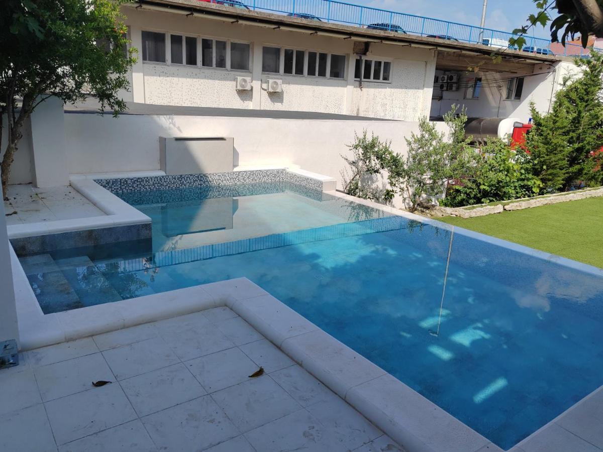 Apartmani Kike Makarska Exteriör bild